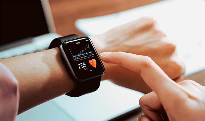 Smartwatch mit Fitness App